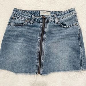 Free People We the Free Demin Distressed Zip Front Skirt Size 25